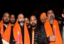 लुधियाना में किसानों के हित में उतरे व्यापारी, कैंडल मार्च निकाल खेती कानून वापस लेने की मांग