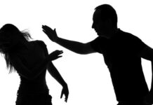 लुधियाना में बेटियों की स्कूल फीस मांगने पर महिला से की मारपीट, पति सहित चार नामजद काल्पनिक चित्र