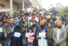 NIA เจตเจฒเฉเจ เจเจฟเจธเจพเจจเจพเจ เจคเฉ เจ
เฉฐเจฆเฉเจฒเจจ เจจเจพเจฒ เจเฉเฉเฉ เจธเจฎเจพเจเจธเฉเจตเฉเจเจ เจจเฉเฉฐ เจจเฉเจเจฟเจธ เจญเฉเจเฉ เจเจพเจฃ เจฆเฉ เจตเจฟเจฐเฉเจง เจตเจฟเฉฑเจ เจฐเฉเจธ เจชเฉเจฐเจฆเจถเจจ