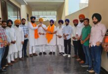 ਗੋਸ਼ੇ ਤੇ ਤਨਵੀਰ ਨੂੰ ਰਣਜੀਤ ਢਿੱਲੋ ਨੇ ਕੀਤਾ ਸਨਮਾਨਿਤ