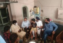 ਗੁਰਦੀਪ ਗੋਸ਼ਾ, ਵਿਜੇ ਦਾਨਵ ਨੇ ਖ਼ੁਦਕੁਸ਼ੀ ਕਰਨ ਵਾਲੇ ਜਿਮ ਟ੍ਰੇਨਰ ਦੇ ਪਰਿਵਾਰ ਨਾਲ ਮੁਲਾਕਾਤ ਕੀਤੀ