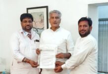 ਕਾਂਗਰਸੀ ਆਗੂ ਰਮਨਜੀਤ ਲਾਲੀ ਨੇ ਚੰਡੀਗੜ ਵਿੱਚ ਕੀਤੀ ਸੁਨੀਲ ਜਾਖੜ ਤੇ ਕੈਪਟਨ ਸੰਦੀਪ ਸੰਧੂ ਨਾਲ ਮੁਲਾਕਾਤ – ਸਮਾਜਿਕ ਤੇ ਸੰਗਠਨ ਸਬੰਧੀ ਮੁੱਦਿਆਂ ਤੇ ਹੋਈ ਚਰਚਾ।