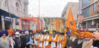 ਗੁਰਦਵਾਰਾ ਸ਼੍ਰੀ ਗੁਰੂ ਕਲਗੀਧਰ ਸਾਹਿਬ ਤੋਂ ਨਗਰ ਕੀਰਤਨ ਦੀ ਆਰੰਭਤਾ : ਪ੍ਰਧਾਨ ਗੁਰਦੀਪ ਸਿੰਘ ਗੋਸ਼ਾ