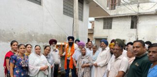 ਕਈ ਵਰ੍ਹਿਆਂ ਤੋਂ ਪਾਣੀ ਨੂੰ ਤਰਲੇ ਕੱਢ ਰਹੇ ਇਲਾਕਾ ਨਿਵਾਸੀਆਂ ਦੀ ਕੌਸਲਰ ਕਲੇਰ ਵੱਲੋਂ ਮੰਗ ਕੀਤੀ ਪੂਰੀ