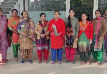 рдЧрдВрджреЗ рд╕рд╛рдмреБрди рдХреЗ рдЭрд╛рдЧ рд╡рд╛рд▓реЗ рдмрджрдмреВрджрд╛рд░ рдкрд╛рдиреА рдХреА рд╕рдкреНрд▓рд╛рдИ рд╕реЗ рджрд╢рдореЗрд╢ рдирдЧрд░ рд╡рд╛рд╕реА┬а┬ардЧрдВрджрд╛ рдмрджрдмреВ рд╡рд╛рд▓рд╛ рдкрд╛рдиреА рдХреА рд╕рдкреНрд▓рд╛рдИ рдЖрдиреЗ рд╕реЗ рд▓реЛрдЧ рдкрд░реЗрд╢рд╛рди┬атАУрдЙрдкрднреЛрдХреНрддрд╛ рдкрд░ рдЯреИрдВрдХрд░реЛ рдХреЛ рдЦрд░реАрджрдиреЗ рдХрд╛ рдкрдбрд╛ рдЕрддрд┐рд░рд┐рдХреНрдд рдмреЛрдЭ ред