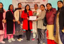 рд╕рдорд╛рдЬ рд╕реЗрд╡рд╛ рдореЗрдВ рдмреЗрд╣рддрд░ рдпреЛрдЧрджрд╛рди рдХреЗ рд▓рд┐рдП рд╢рд╛рд▓реВ рдЧреБрдкреНрддрд╛ рдХреЛ рдХрд┐рдпрд╛ рдЧрдпрд╛ рд╕рдореНрдорд╛рдирд┐рддред