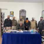 माजरी पुलिस ने 1800 नशीली गोलियों के साथ तस्कर पकडा ।