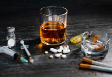 ┬а рдорд╛рдБ рдкрд░рдордЬреАрдд рдХреМрд░ рдиреЗ рд╡рд┐рд▓рд╛рдк рдХрд░рддреЗ рд╣реБрдР рдХрд╣рд╛ рдХрд┐ рдореЗрд░рд╛ рдмреЗрдЯрд╛ рдЪрдврд╛ рдирд╢реЗ рдХреА рднреЗрдВрдЯ –┬ардУрд╡рд░ рдбреЛрдЬ рдирд╢реЗ рд╕реЗ рдпреБрд╡рдХ рдиреЗ рдЧрд╡рд╛рдВрдИ рдЬрд╛рди ред