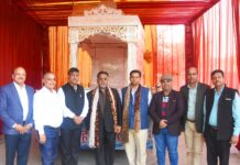 เคญเคเคตเคพเคจ เคถเฅเคฐเฅ เคคเคฟเคฐเฅเคชเคคเคฟ เคฌเคพเคฒเคพเคเฅ เคเฅ เคฐเคฅ เคเฅ เคธเคเคพเคตเค เคถเฅเคฐเฅ : เคชเคฐเคตเฅเคจ เคเฅเคฎเคพเคฐ เคเคฎ เคเฅ/เค
เคถเฅเค เคเฅเคฏเคฒ