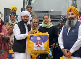 ਵਿਧਾਇਕ ਹਾਕਮ ਸਿੰਘ ਠੇਕੇਦਾਰ ਦੀ ਅਗਵਾਈ ‘ਚ ਸ਼ਰਧਾਲੂਆਂ ਦਾਂ ਜੱਥਾ ਰਵਾਨਾ, ਸੰਗਤਾਂ ਸ੍ਰੀ ਦਰਬਾਰ ਸਾਹਿਬ ਵਿਖੇ ਹੋਣਗੀਆਂ ਨਤਮਸਤਕ