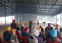 ਫਸਲਾਂ ਦੀ ਰਹਿੰਦ-ਖੂੰਹਦ ਨੂੰ ਸਾੜਨ ਤੋਂ ਗੁਰੇਜ਼ ਕਰਨ ਦੀ ਕੀਤੀ ਅਪੀਲ, ਡਿਪਟੀ ਕਮਿਸ਼ਨਰ ਸੁਰਭੀ ਮਲਿਕ ਦੀ ਅਗਵਾਈ ‘ਚ ਪ੍ਰਸ਼ਾਸਨ ਵਲੋਂ ਵੱਖ-ਵੱਖ ਪਿੰਡਾਂ ਦਾ ਦੌਰਾ