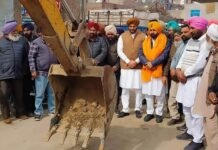 ਵਿਧਾਇਕ ਮੁੰਡੀਆਂ ਨੇ ਨੂਰਵਾਲਾ ਤੋਂ ਜਮਾਲਪੁਰ ਲੇਲੀ ਸੜਕ ਦਾ ਕੀਤਾ ਉਦਘਾਟਨ484 ਲੱਖ ਦੀ ਲਾਗਤ ਨਾਲ ਬਣਨ ਜਾ ਰਹੀ 18 ਫੁੱਟੀ ਸੜਕ ਦਾ ਕੰਮ 6 ਮਹੀਨੇ ਚ ਹੋਵੇਗਾ ਪੂਰਾ : ਵਿਧਾਇਕ ਮੁੰਡੀਆਂ
