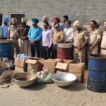 ਆਬਕਾਰੀ ਵਿਭਾਗ ਤੇ ਜਗਰਾਉਂ ਪੁਲਿਸ ਦੀ ਸਾਂਝੀ ਟੀਮ ਨੇ ਪਿੰਡ ਸਿੱਧਵਾਂ ਬੇਟ ‘ਚ ਕੀਤੀ ਛਾਪੇਮਾਰੀ, 21500 ਲੀਟਰ ਲਾਹਨ, 200 ਬੋਤਲਾਂ ਨਾਜਾਇਜ਼ ਸ਼ਰਾਬ, ਡਰੰਮ ਅਤੇ ਭਾਂਡੇ ਬਰਾਮਦ