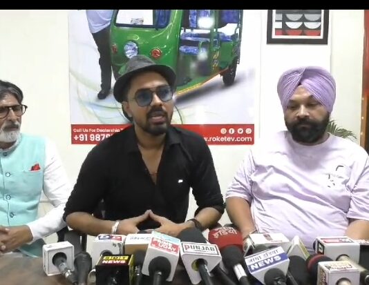 22 ਤਰੀਕ ਗੁਰੂ ਨਾਨਕ ਭਵਨ ਵਿਖੇ ਹੋਵੇਗਾ ਕਮੇਡੀ ਸ਼ੋ ਬੀਸੀਆਰ ਟੂ ਪੀਵੀਆਰ (ਜਸਵੰਤ ਰਾਠੌਰ)