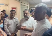 ਪੰਜਾਬ ਭਾਜਪਾ ਪ੍ਰਧਾਨ ਸੁਨੀਲ ਜਾਖੜ ਹਸਪਤਾਲ ਵਿੱਚ ਇਲਾਜ ਅਧੀਨ ਸ਼ਿਵ ਸੈਨਾ ਆਗੂ ਨੂੰ ਮਿਲਣ ਪਹੁੰਚੇ