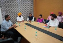 ਮਾਲ ਮੰਤਰੀ ਹਰਦੀਪ ਸਿੰਘ ਮੁੰਡੀਆਂ ਵੱਲੋਂ ਪੰਜਾਬ ਭਰ ਦੇ ਮਾਲ ਅਧਿਕਾਰੀਆਂ ਨਾਲ ਆਨ ਲਾਈਨ ਸਮੀਖਿਆ ਮੀਟਿੰਗ