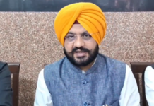 ਚੋਣ ਪ੍ਰਚਾਰ ਤੋ ਜਾਂਦੇ ਮੰਤਰੀ ਨੇ ਵਿਧਾਇਕ ਨਾਲ ਬਟਾਲਾ ਨੂੰ ਟੂਰਿਜਮ ਹੱਬ ਬਣਾਉਣ ਦਾ ਕੀਤਾ ਵਾਅਦਾ