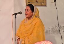 ਵੱਖ- ਵੱਖ ਹਲਕਿਆਂ ਦੇ ਕਾਂਗਰਸੀ ਆਗੂਆਂ ਨੇ ਜਤਿੰਦਰ ਕੌਰ ਰੰਧਾਵਾ ਦੀ ਚੋਣ ਪ੍ਰਚਾਰ ਮੁਹਿੰਮ ਨੂੰ ਦਿੱਤੀ ਮਜ਼ਬੂਤੀ, ਦੂਜੀਆਂ ਪਾਰਟੀਆਂ ਨੂੰ ਛੱਡ ਲੋਕ ਕਾਂਗਰਸ ‘ਚ ਹੋ ਰਹੇ ਸ਼ਾਮਿਲ